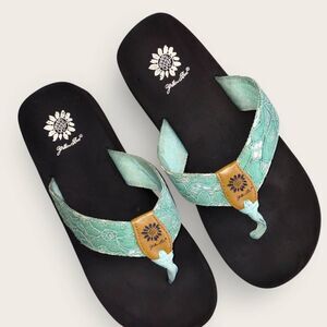 Yellow Box Womens Flip‎ Flops Aqua Blue Lace Black Cushioned Comfort